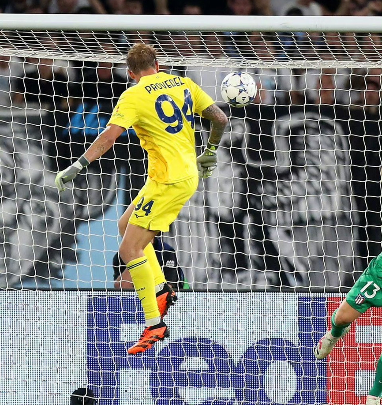 马竞前锋连续破门，升至射手榜第一