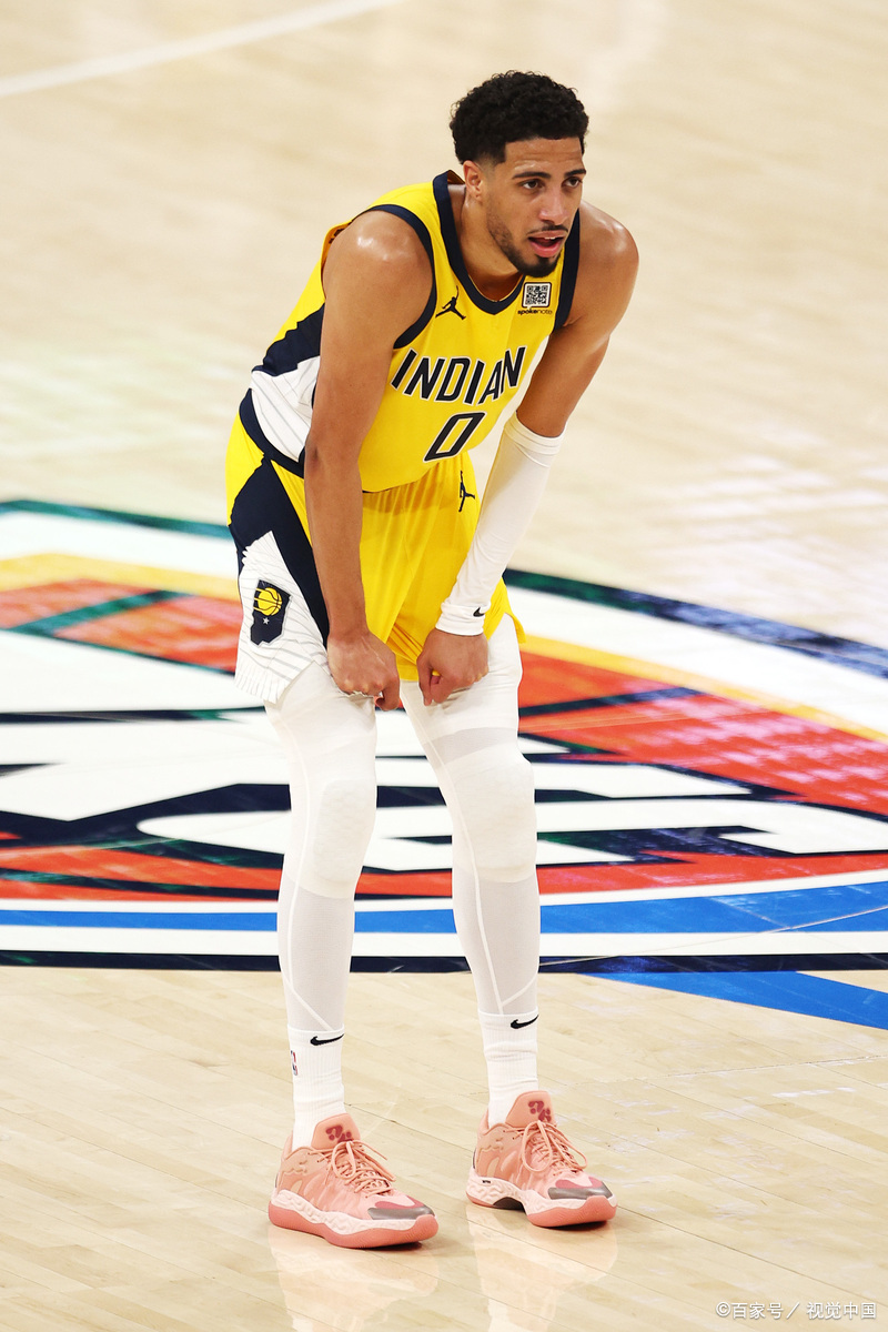 凯尔特人爆冷步行者，凯尔·库兹马爆发神勇