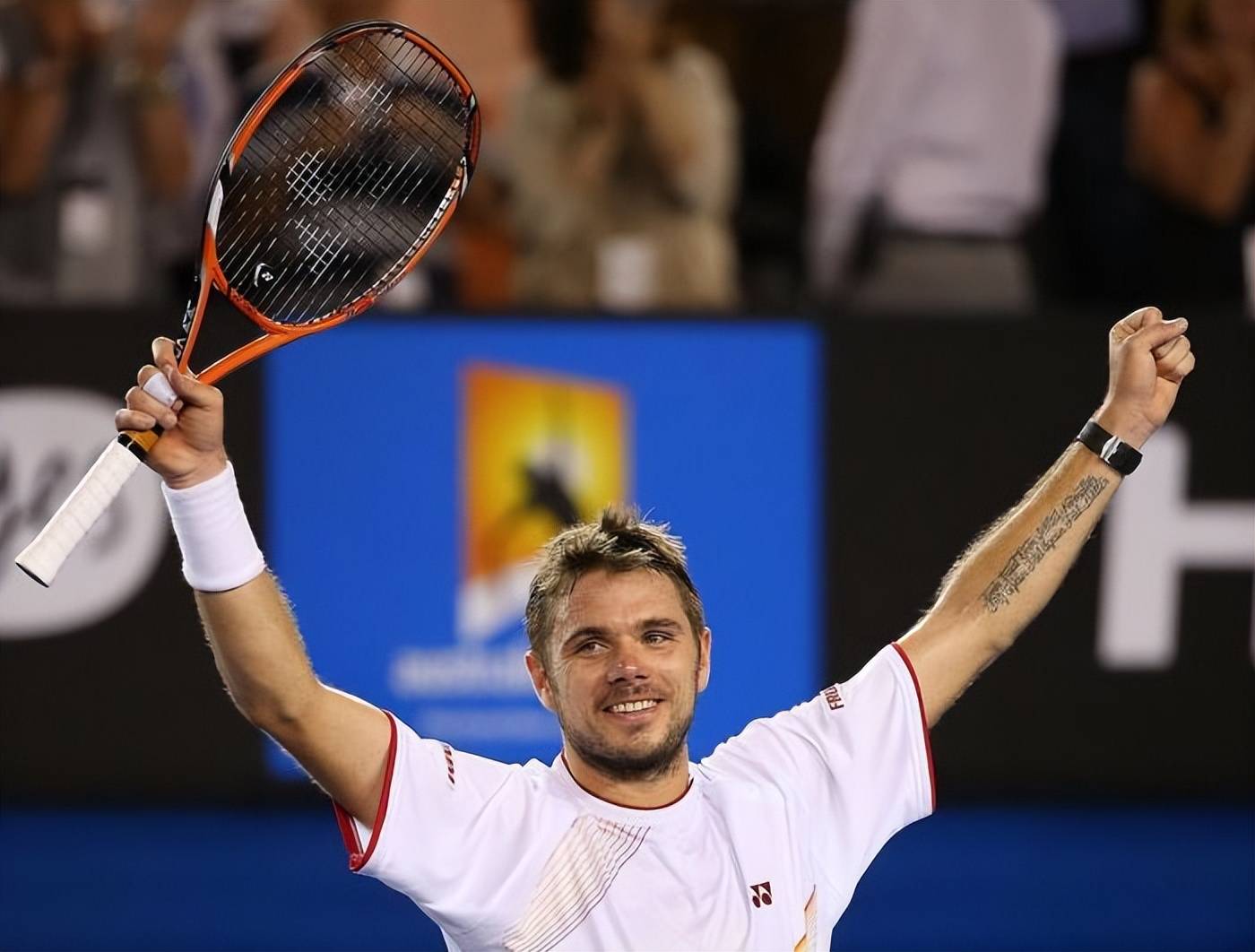 澳大利亚网球队强势日本网球队，瓦林卡绝境逆转