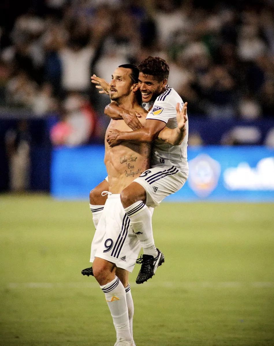 法兰克福客场大捷，积分榜上升