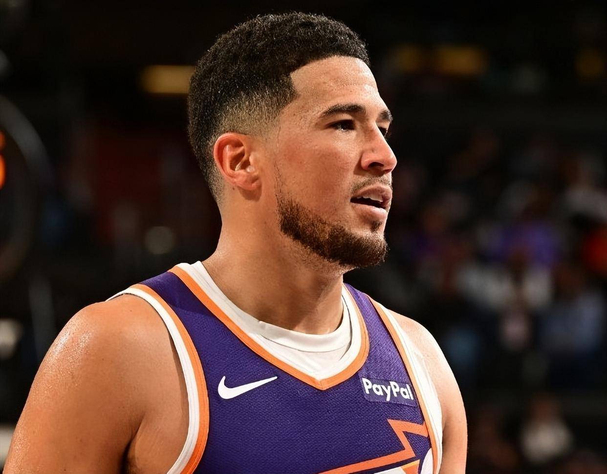 雷速下载-国王鏖战勇士，布克刷新纪录