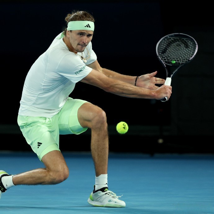 年终总决赛鏖战澳网，梅德韦杰夫扛起全队