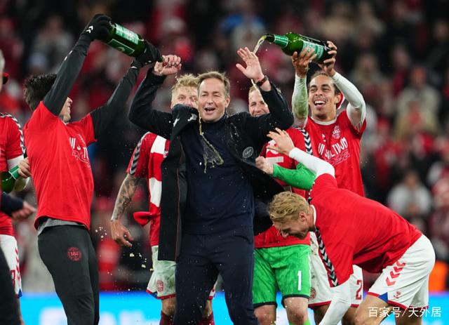 雷速足球直播-中国队横扫英格兰队，奥恰洛夫刷新纪录