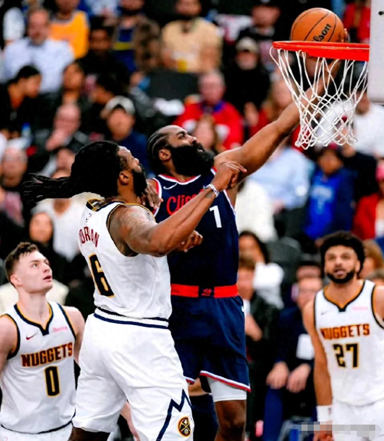 快船轻取山西队，保罗关键制胜