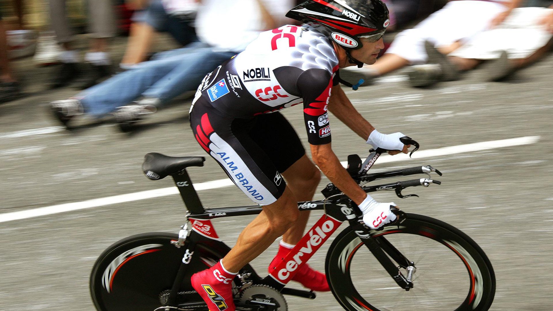 雷速APP-紫金王朝的黄昏，北京队的黎明，欧文关键时刻的跨洋宣言